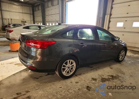 2017 Ford Focus Se z USA, uszkodzony, nr VIN 1FADP3F21HL317356